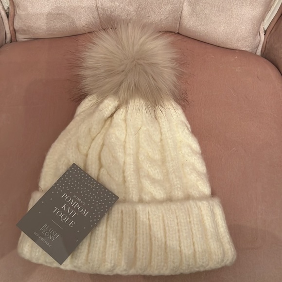NWT BLUSH PEONY pompom knit toque ivory - Picture 2 of 3